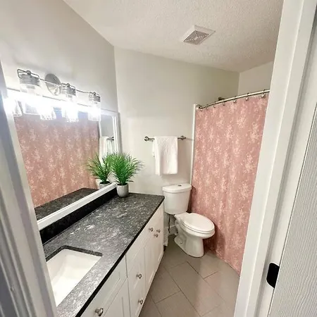 Modern Rocket City Condo -- 3 Min To Mid-City Huntsville Extérieur photo